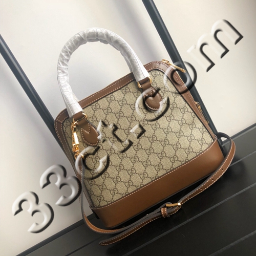 グッチバッグ背面デザイン